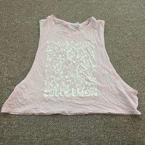 Lulu lemon cropped workout top!
